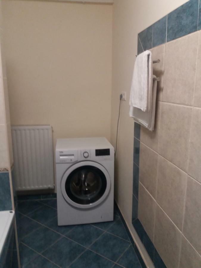 Centrum Apartman Apartment Szeged Ngoại thất bức ảnh